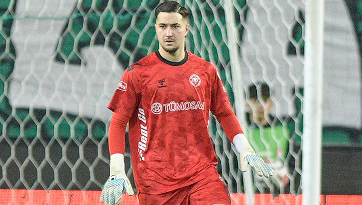Konyaspor’un genç file bekçisi transfer radarında