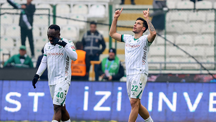 Konyaspor’un golcüsü yarışta ilk 4’te