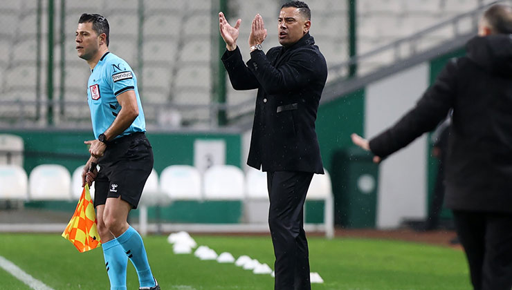 Konyaspor’un teknik patronundan sitem! Mantalite değişmiş!