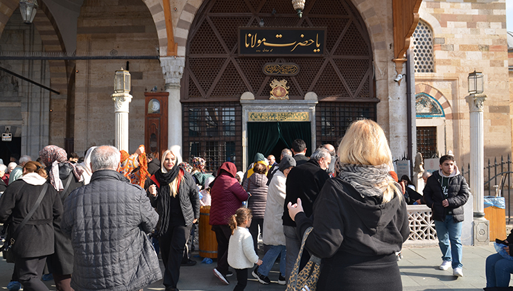 Mevlana Müzesi’nde “Şebiarus” yoğunluğu yaşanıyor