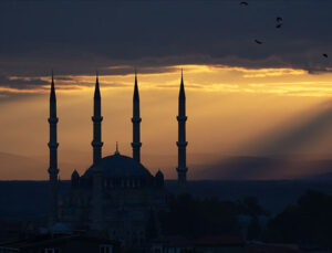 Mukaddes üç aylar yarın başlıyor