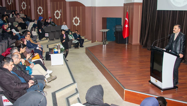 Selçuk Üniversitesinde Dünya Arapça Günü kutlandı