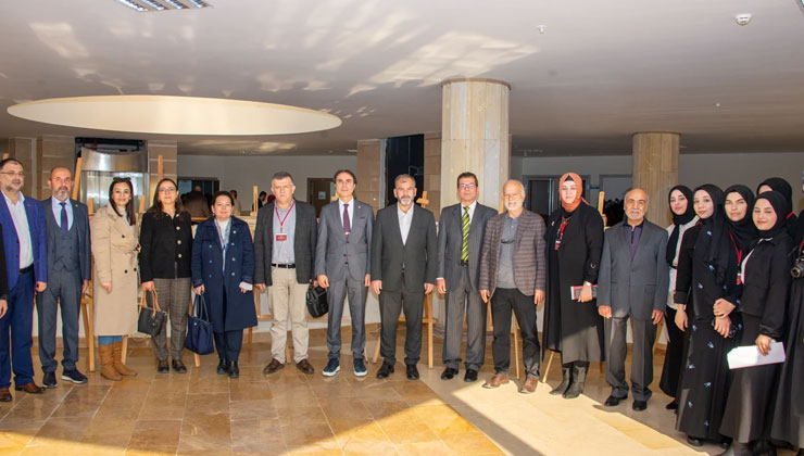 Selçuk Üniversitesinde Endülüs Okulu Paneli düzenlendi