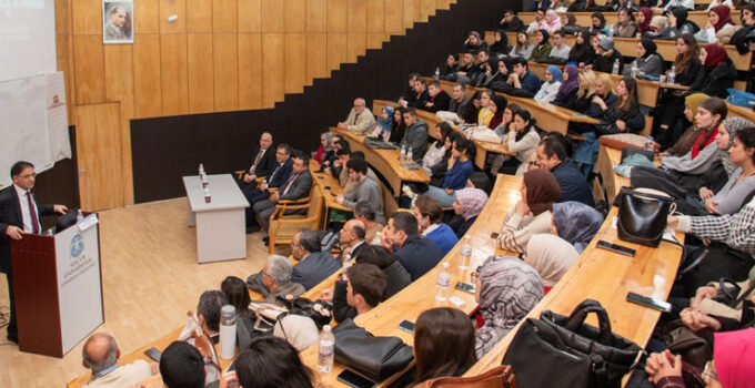 Selçuk Üniversitesinde ortak Türk alfabesi konuşuldu