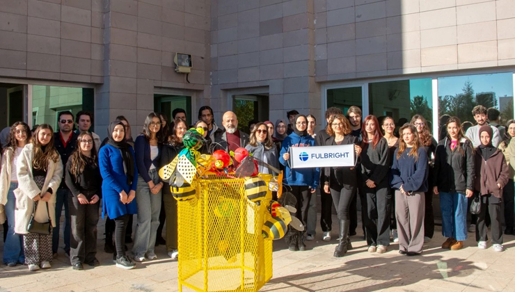 Selçuk’ta sürdürülebilirlik ve toplumsal etkileşim temelli sergi açıldı