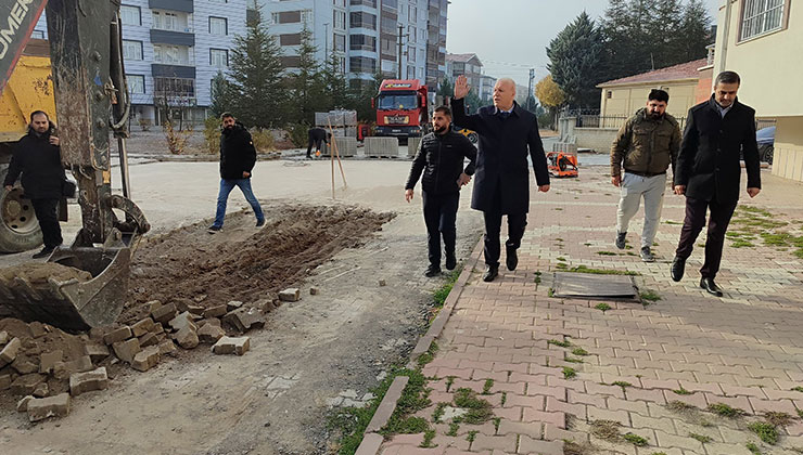 Sertdemir, yol çalışmalarını inceledi