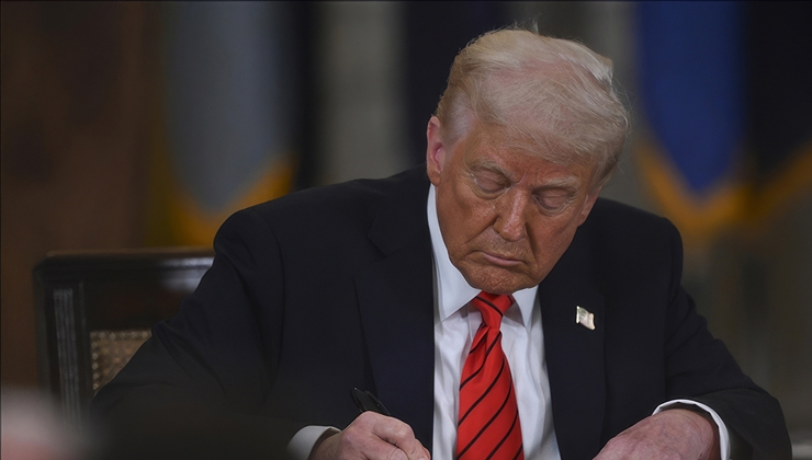 Trump, fentanili “kitle imha silahı” ilan eden kararnameyi imzaladı