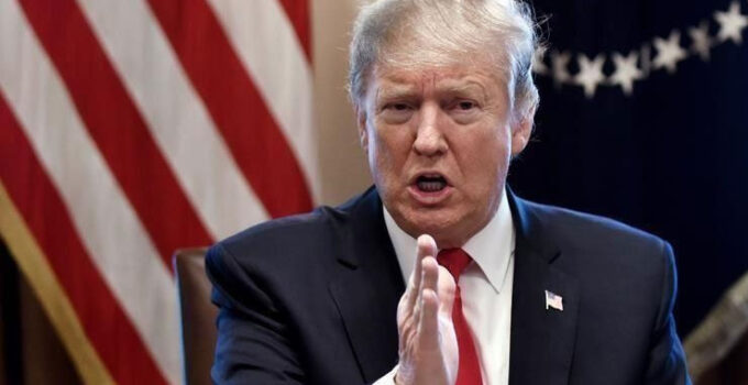 Trump, Suriye’deki DEAŞ unsurlarını hedef alan bir askeri operasyon başlattıklarını duyurdu