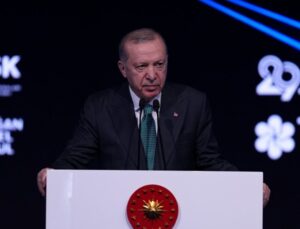 “KOBİ’lere çalışan başına aylık 2 bin 500 liralık desteği 2026’da 3 bin 500 liraya yükseltiyoruz”