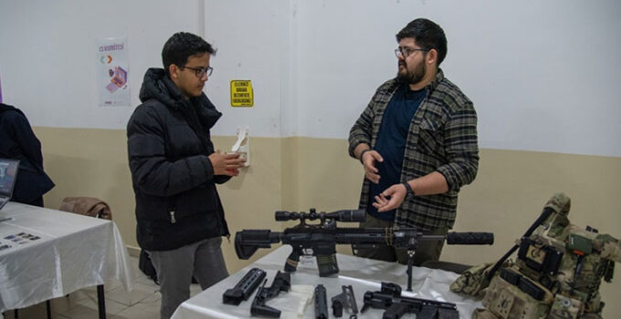 “Ülkemiz, savunma sanayi alanında olağanüstü atılımlar gerçekleştirdi”