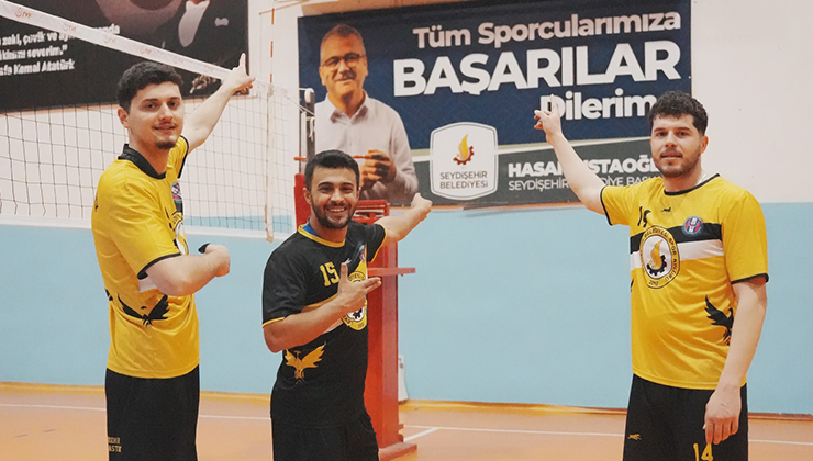 Voleybolda Konya derbisini Seydişehir kazandı