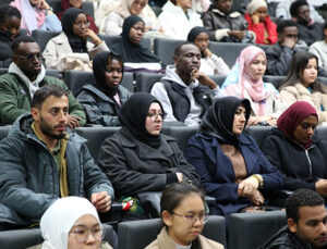 Yabancı üniversite öğrencileri Mevlana’yı Konya’da yakından tanıma imkanı buluyor