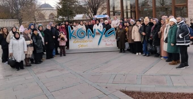 AK Parti Eskişehir İl Kadın Kolları Başkanlığınca Konya’ya kültür gezisi düzenlendi