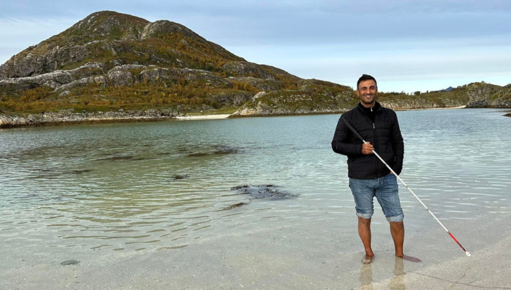 Aksaray’da görme engelli öğretim üyesi, beyaz bastonuyla 60 ülke gezdi