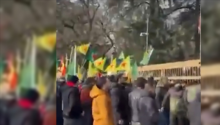 Avrupa sokakları, terör örgütü YPG/SDG yandaşlarının provokasyonuna sahne oldu