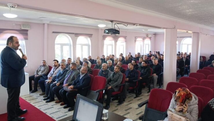 Beyşehir’de “Mum Dibini Işıtır” Projesi kapsamında seminerler düzenlendi