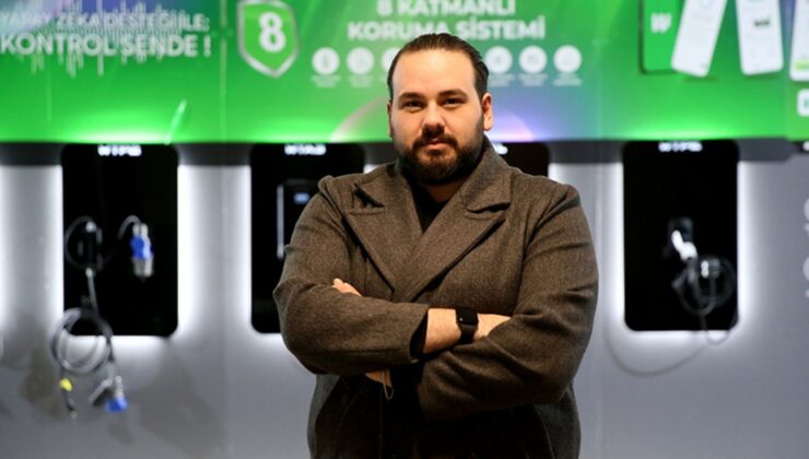 Bilim kurgu dizisinden etkilenen genç mühendis, yapay zekalı araç şarj ünitesi geliştirdi