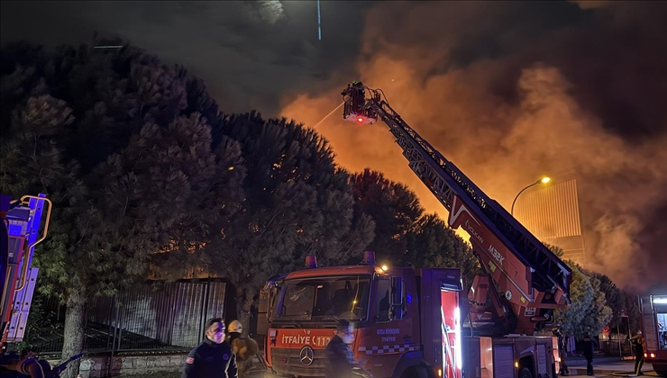 Bursa’da fabrikada çıkan yangın kontrol altına alındı