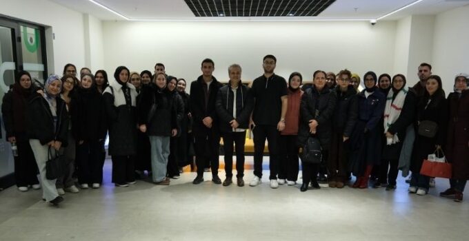 Büyükşehir Gençlik Meclisi’nden üniversite öğrencilerine dolu dolu etkinlikler