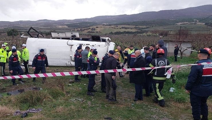 Denizli’de devrilen midibüsteki 25 kişi yaralandı