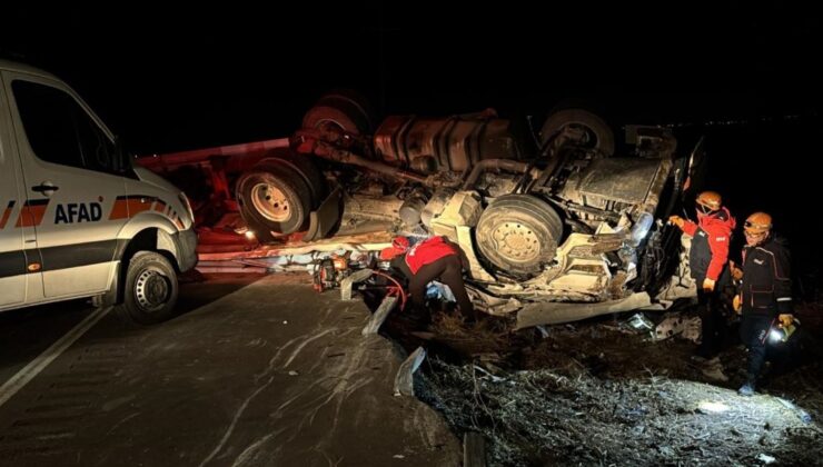 Konya-Aksaray kara yolunda kaza: Tırın sürücüsü öldü