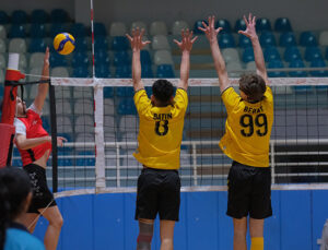 Konya Büyükşehir Belediyespor lideri ağırlıyor