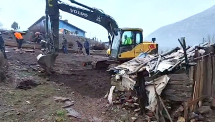 Konya Hadim’de yağış 10 küçükbaş hayvanı telef etti