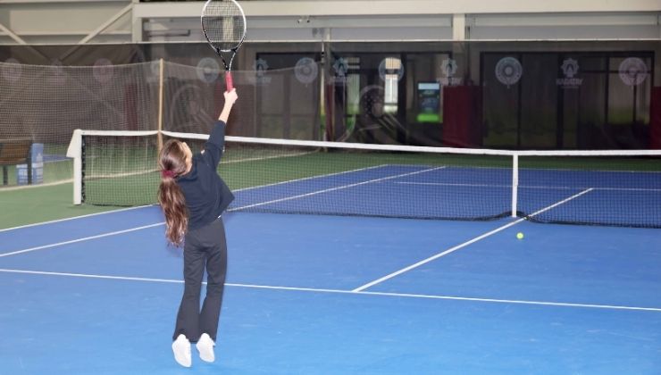 “Konya Tenis Turnuvası” Karatay’da tüm heyecanıyla sürüyor