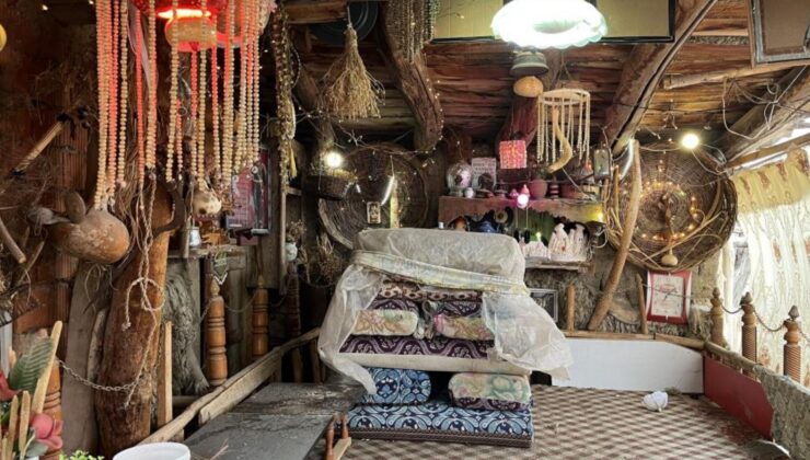 Konya’da 30 yıllık birikim: Evin bahçesini müzeye çevirdi