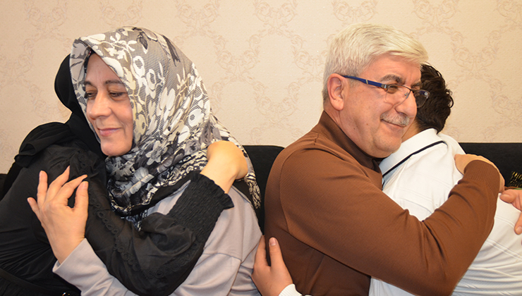 Konya’da çoğalan sevgi: “koruyucu aile mutluluğu” kurdukları dernekle büyüyor