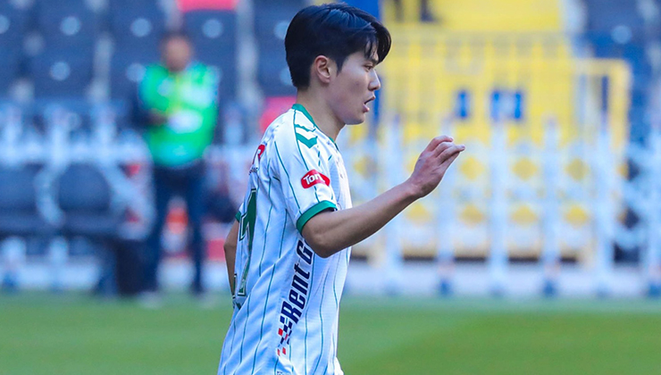 Konyaspor’da Jin-Ho-Jo sarı kart cezalısı