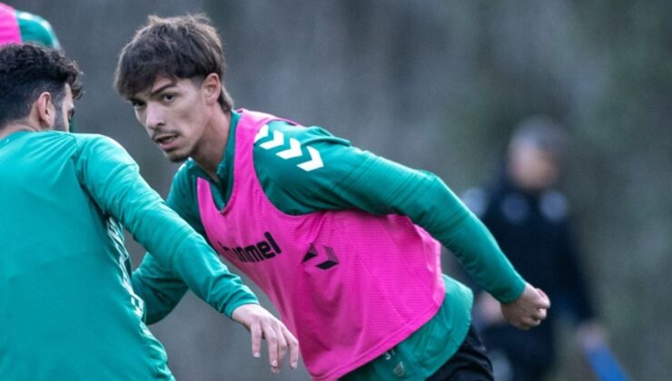 Konyasporlu gençler, Antalya kampında terliyor