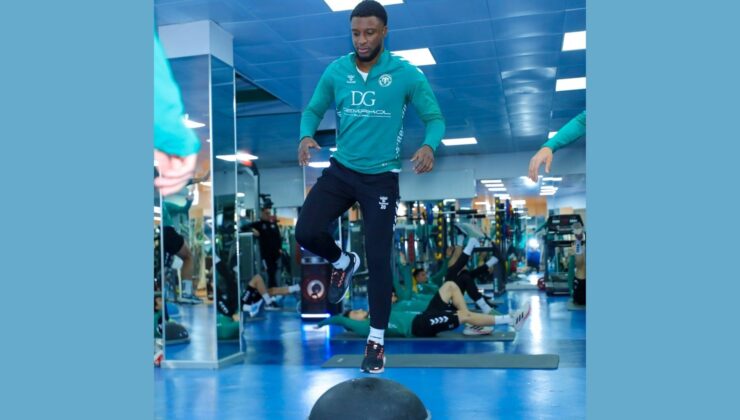 Konyaspor’un stoperi Bazoer: Sonunda döndüm!