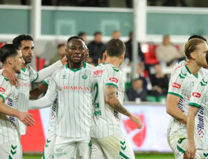 Kupada yarış nefes kesiyor! Konyaspor zirveye ortak oldu