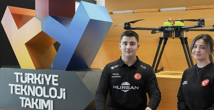 Lise öğrencileri ABD’deki İHA yarışmasında dünya genelinde altıncı, liseler arasında birinci oldu