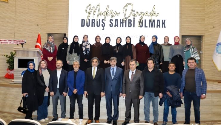 NEÜ’de “Modern Dünyada Duruş Sahibi Olmak” konuşuldu