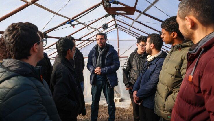 Öğrenciler Selçuklu Belediyesi Kompost Üretim Tesisi’ni ziyaret etti