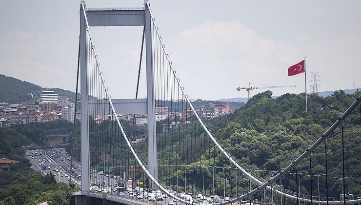 Otoyol ve köprülerde 2025’te 1,1 milyardan fazla araç geçişi oldu