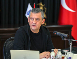 Özgür Özel, partisinin Cumhurbaşkanlığı Aday Ofisi toplantısına katıldı