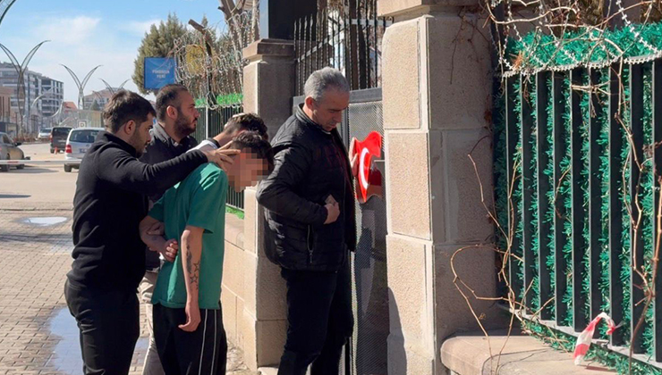 Aksaray’da pompalı tüfekle 15 yaşındaki arkadaşını vuran şüpheli tutuklandı