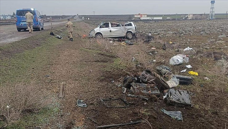 Şarampole devrilen mikrobüsteki 2 kişi öldü, 6 kişi yaralandı