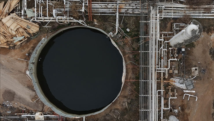 Suriye’de YPG’den kurtarılan bölgelerden çıkarılan petrolün ilk sevkiyatı Banyas’a ulaştı