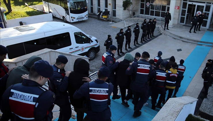 Terör örgütü DEAŞ’a yönelik Muğla merkezli operasyonda yakalanan 18 şüpheli adliyede