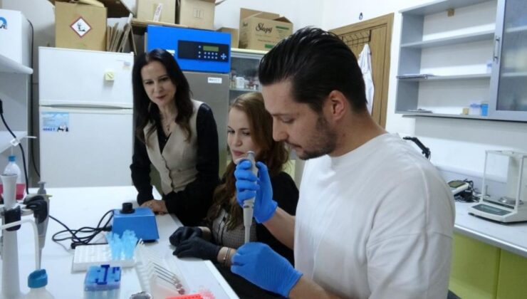 Tuz Gölü’nün dayanıklı bitkileri çorak toprakları yeniden canlandırmak için inceleniyor