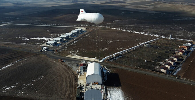 “Uçan karakol” GÖKÇERİ sınırları zorluyor