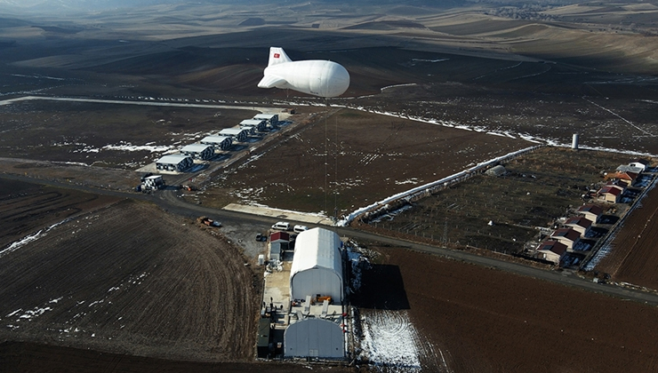 “Uçan karakol” GÖKÇERİ sınırları zorluyor