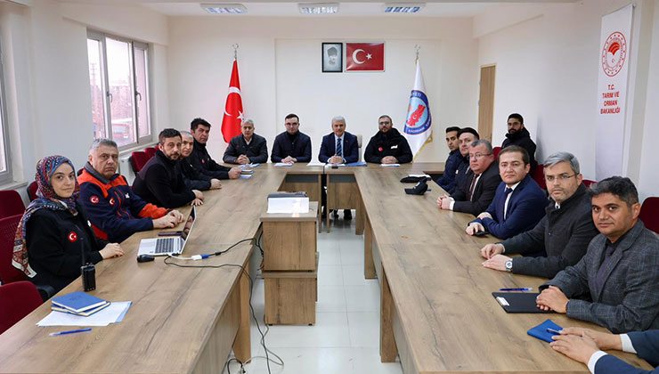 Vali Akın, hasar tespit çalışmalarını değerlendirdi