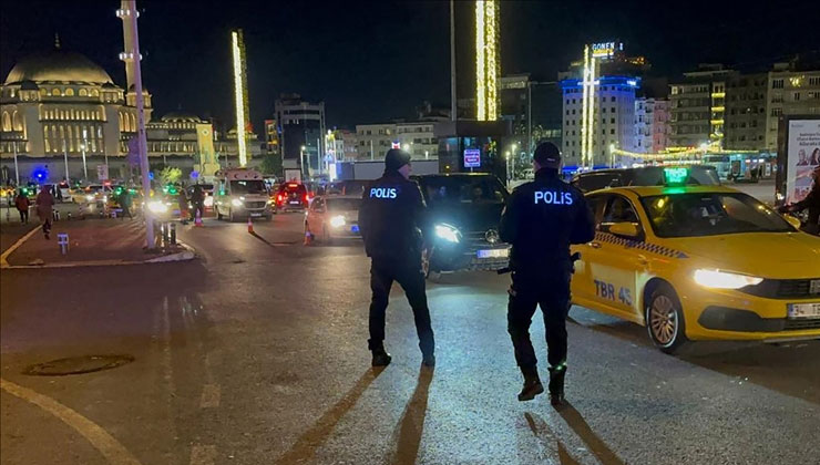 Yeni yılın ilk “Huzur İstanbul” uygulamasında 816 kişi gözaltına alındı