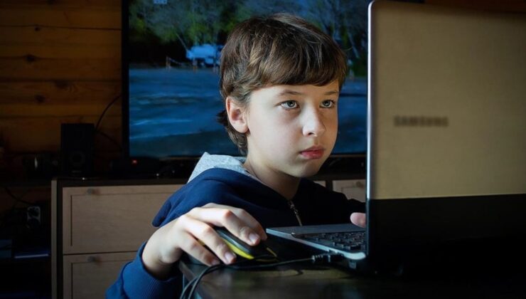 Yeşilay Başkanı Dinç, çocuklarına ekran limiti koymaları için ebeveynleri uyardı