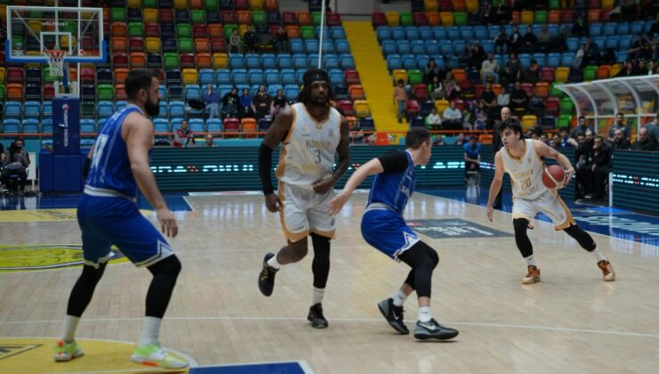 Konya Büyükşehir zorlansa da kazandı: 77-71